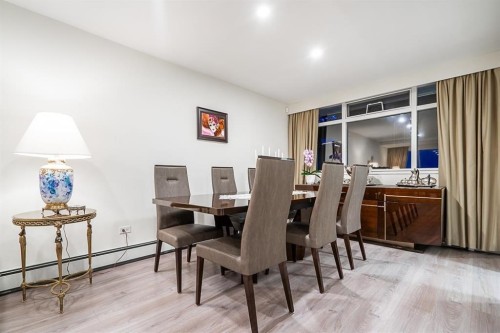 1555 Lawson Avenue, West Vancouver, BC 