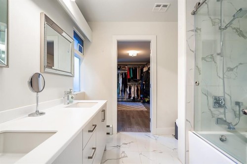 1555 Lawson Avenue, West Vancouver, BC 