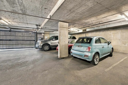 304-1611 3Rd Avenue E, Vancouver, BC 