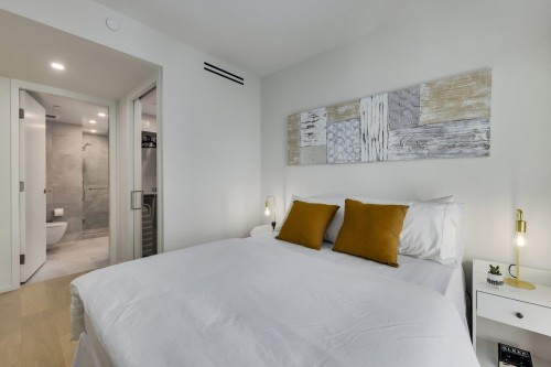 2606-889 Pacific Street, Vancouver, BC 