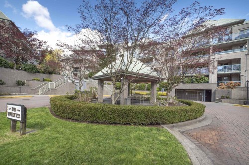 606-301 Maude Road, Port Moody, BC 