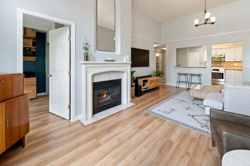 606-301 Maude Road, Port Moody, BC 