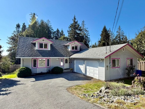 1073 Grandview Road, Gibsons, BC 