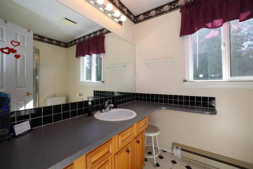 1073 Grandview Road, Gibsons, BC 