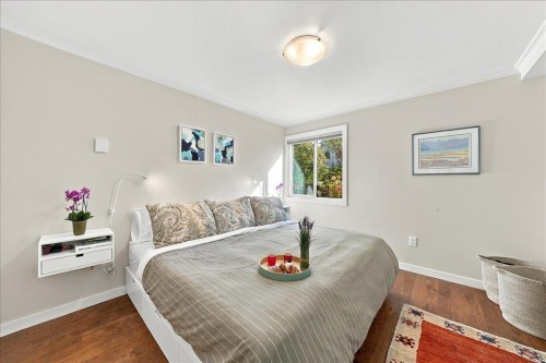 1124 Ironwork Passage, Vancouver, BC 
