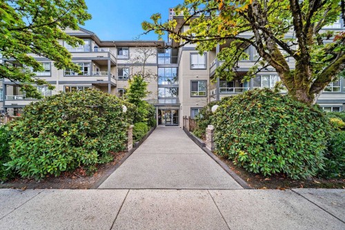 201-4990 Mcgeer Street  Vancouver, BC V5R 6C1