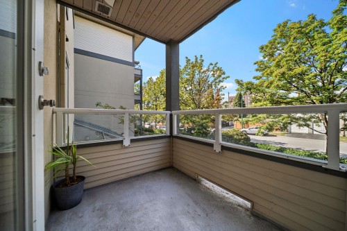 201-4990 Mcgeer Street, Vancouver, BC 