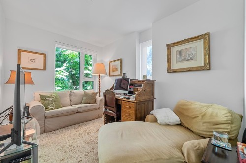 310-1571 57Th Avenue W, Vancouver, BC 