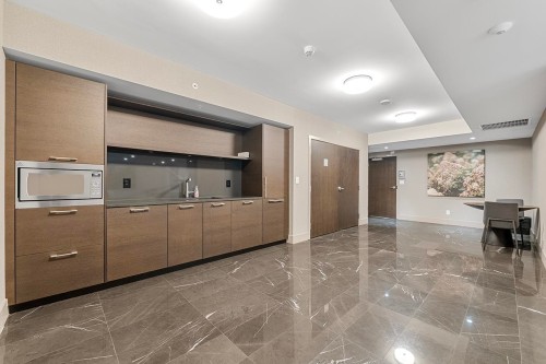 310-1571 57Th Avenue W, Vancouver, BC 