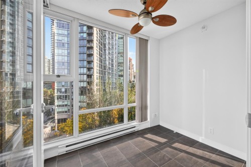906-455 Beach Crescent, Vancouver, BC 