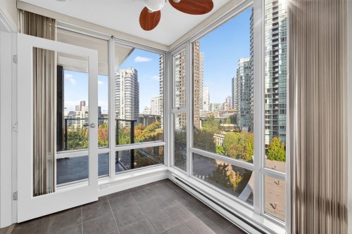 906-455 Beach Crescent, Vancouver, BC 