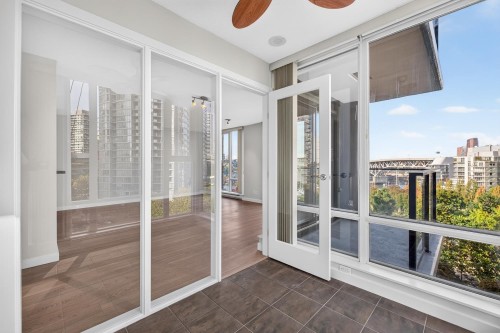 906-455 Beach Crescent, Vancouver, BC 