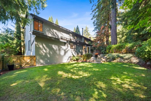 5520 Huckleberry Lane, North Vancouver, BC 