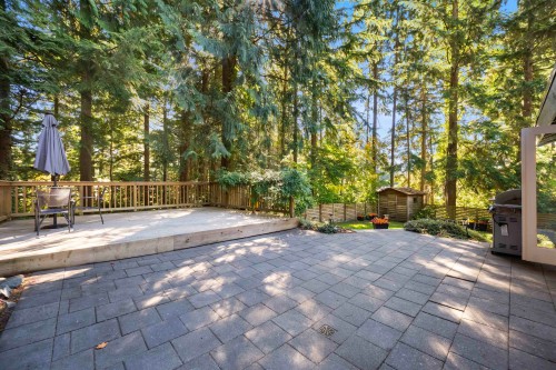 5520 Huckleberry Lane, North Vancouver, BC 