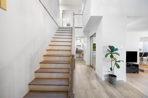 5520 Huckleberry Lane, North Vancouver, BC 