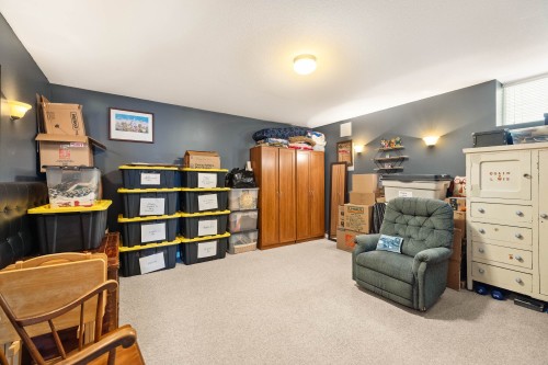 24327 102 Avenue, Maple Ridge, BC 