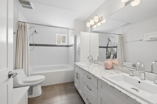 24371 104 Avenue, Maple Ridge, BC 