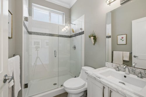 24371 104 Avenue, Maple Ridge, BC 