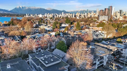 2142 1St Avenue W, Vancouver, BC 