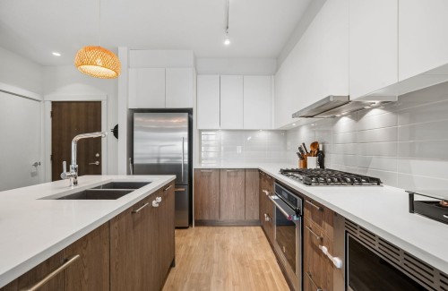 105-625 3Rd Street E, North Vancouver, BC 