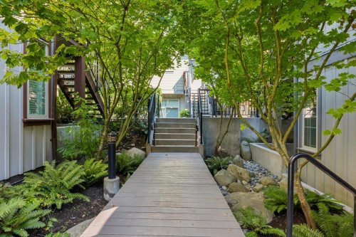 50-433 Seymour River Place, North Vancouver, BC 
