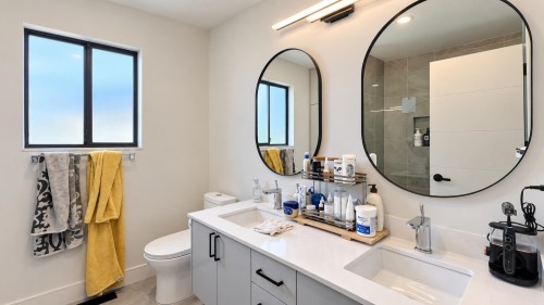 5298 Schou Street, Burnaby, BC 