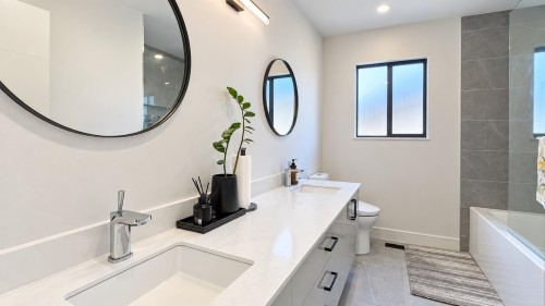 5298 Schou Street, Burnaby, BC 