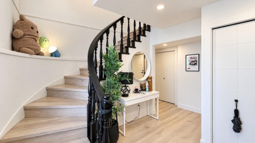 5298 Schou Street, Burnaby, BC 