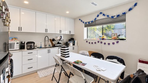 5298 Schou Street, Burnaby, BC 