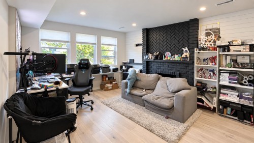 5298 Schou Street, Burnaby, BC 
