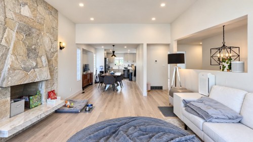 5298 Schou Street, Burnaby, BC 