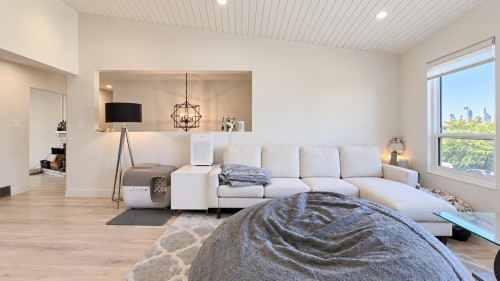 5298 Schou Street, Burnaby, BC 