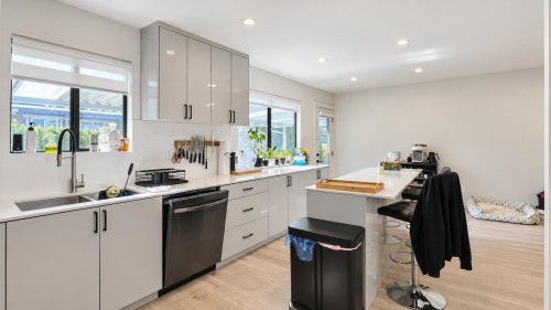 5298 Schou Street, Burnaby, BC 