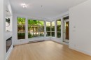 208-3606 Aldercrest Drive, North Vancouver, BC 