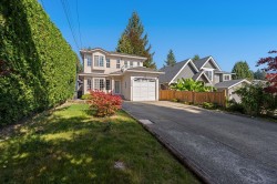 1154 Harold Road North Vancouver, BC V7K 1G3