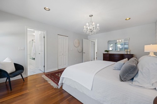 1154 Harold Road, North Vancouver, BC 
