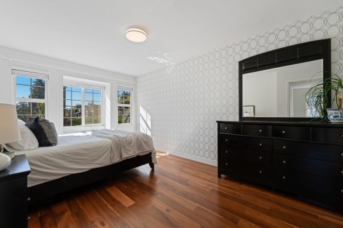 1154 Harold Road, North Vancouver, BC 