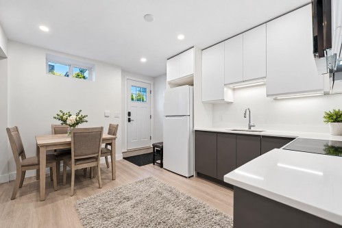 1154 Harold Road, North Vancouver, BC 