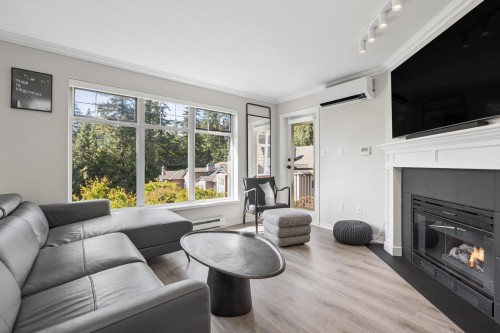 201-1140 Strathaven Drive, North Vancouver, BC 