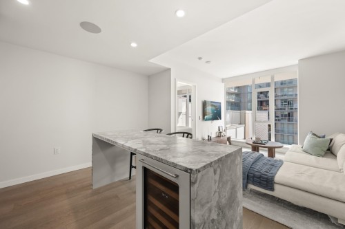 602-7418 Paulson Street, Vancouver, BC 