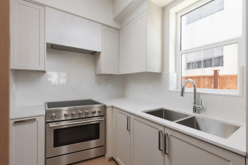 101-1837 Georgia Street E, Vancouver, BC 