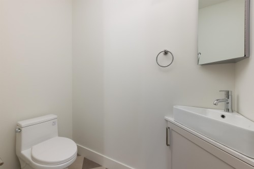 101-1837 Georgia Street E, Vancouver, BC 