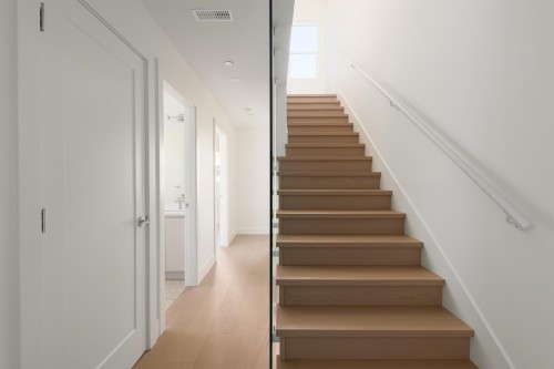 101-1837 Georgia Street E, Vancouver, BC 