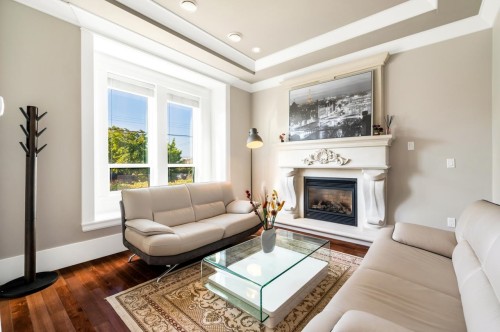 7188 Gray Avenue, Burnaby, BC 