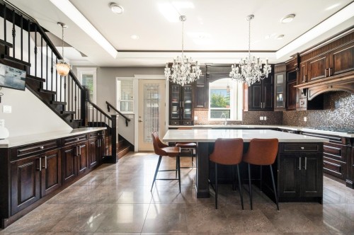 7188 Gray Avenue, Burnaby, BC 