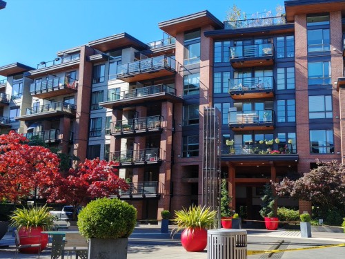 226-723 3rd Street W North Vancouver, BC V7M 0E4