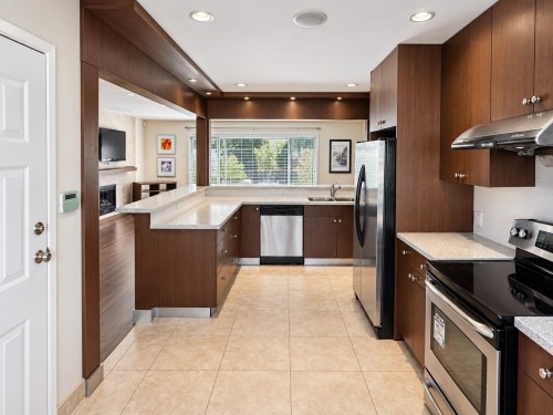 1215 48Th Avenue E, Vancouver, BC 