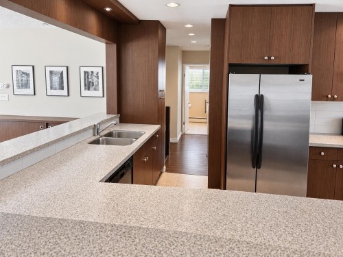 1215 48Th Avenue E, Vancouver, BC 