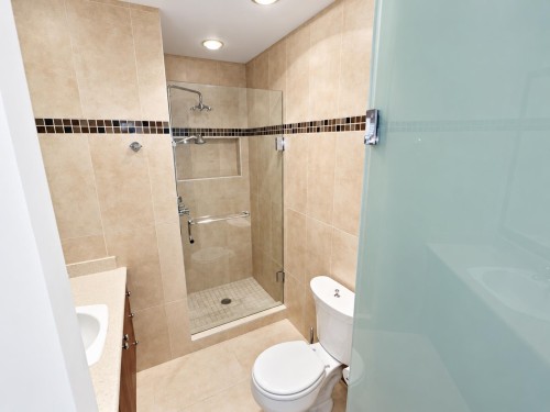 1215 48Th Avenue E, Vancouver, BC 