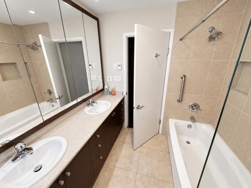 1215 48Th Avenue E, Vancouver, BC 